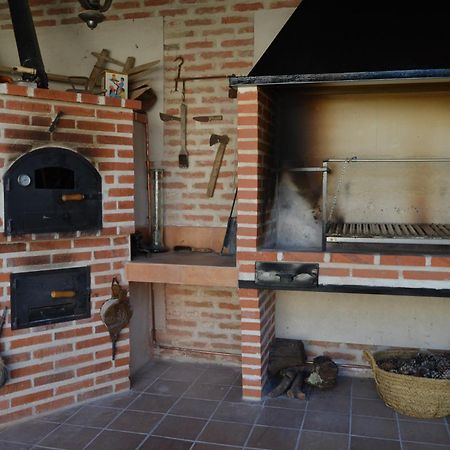 Casa Rural La Casa De Las Manuelas Horcajo de las Torres المظهر الخارجي الصورة