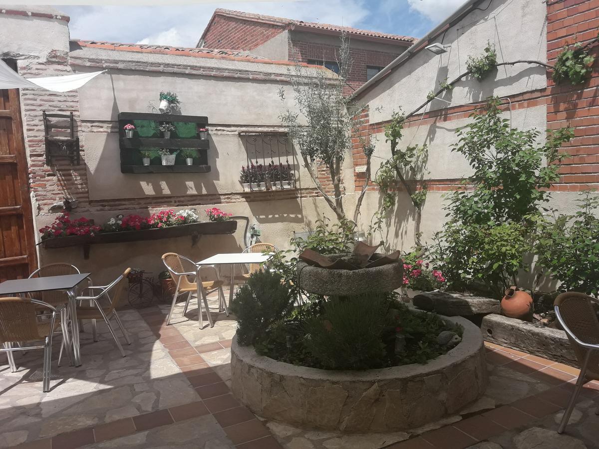 Casa Rural La Casa De Las Manuelas Horcajo de las Torres المظهر الخارجي الصورة